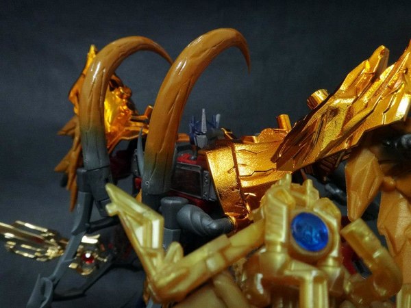 Transformers Prime AM 19 Gaia Unicron In Hand Images   It That A Combiner  (11 of 26)